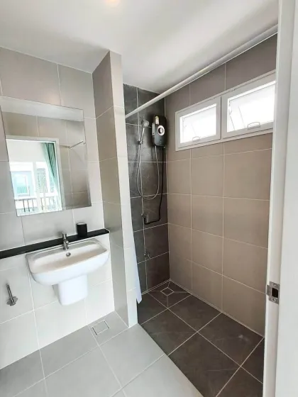 Villa de 3 dormitorios y 3 baños en alquiler en Supalai Bella, Wichit-Chalong