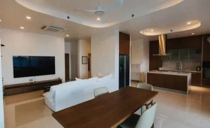 วิลล่าส่วนตัว 5 ห้องนอน พร้อมสระว่ายน้ำ ให้เช่าในฉลอง