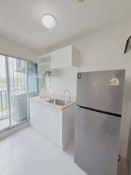 1-Zimmer-Wohnung zur Miete im Dcondo Kathu mit Stadt- und Bergblick