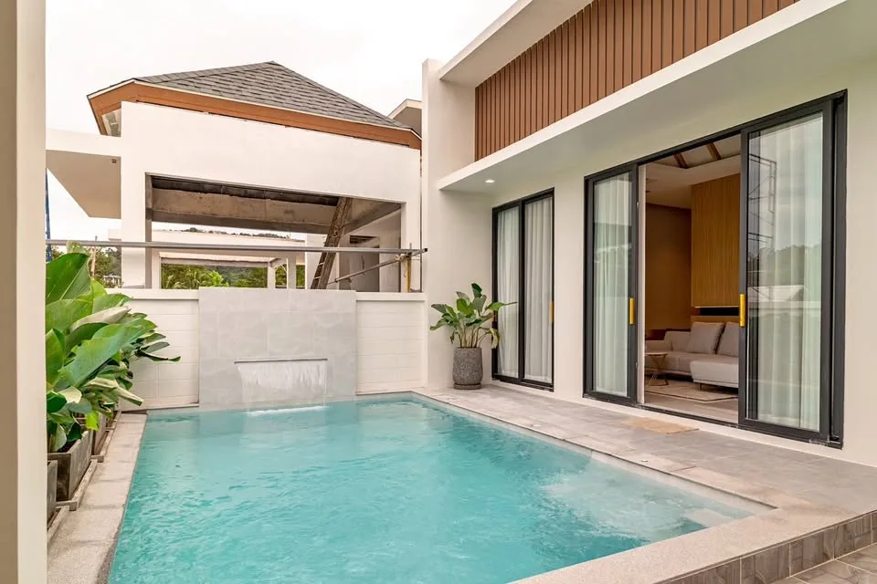 Villa avec piscine à louer à Sakhu, 2 chambres