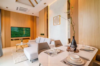 Villa Moderna de 2 Dormitorios con Piscina en Alquiler en Sakhu, Cerca del Aeropuerto de Phuket