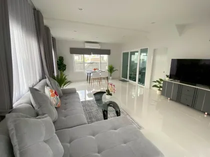 Аренда дома с 3 спальнями и 2 ванными в Supalai Lake View, Kathu