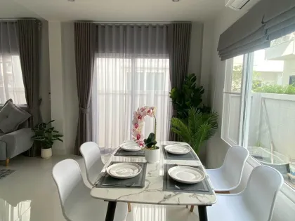 Аренда дома с 3 спальнями и 2 ванными в Supalai Lake View, Kathu