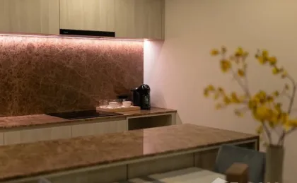 Квартира с 2 спальнями и выходом к бассейну в The Ozone Condominium