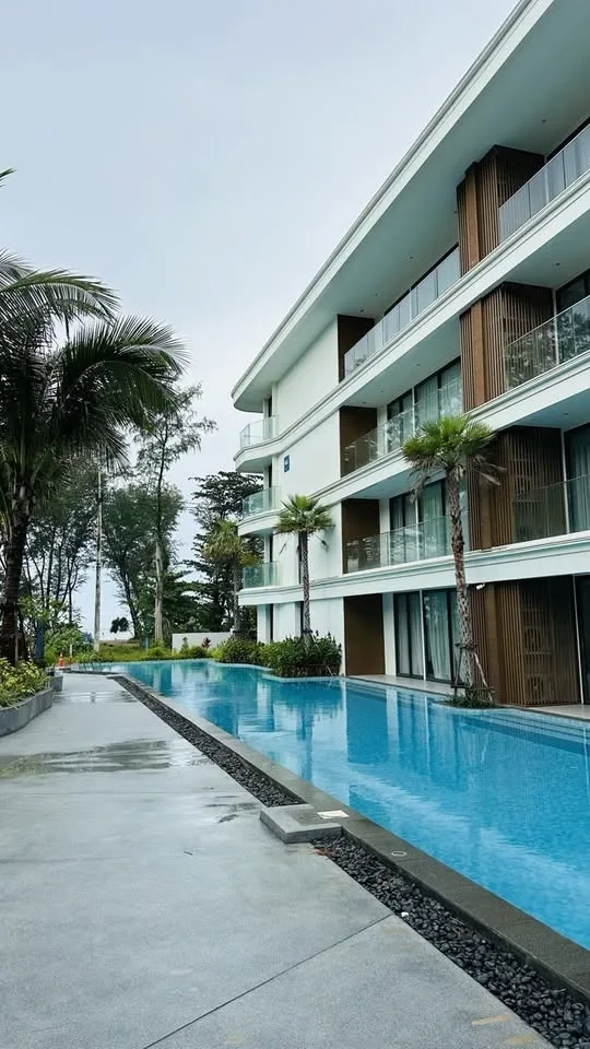 คอนโด 2 ห้องนอนให้เช่าที่ Kora Beach Resort, เชิงทะเล