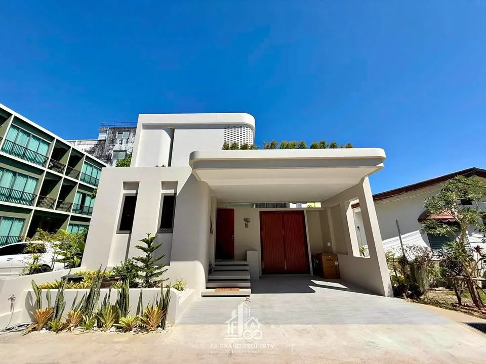 Private 3-Bedroom Pool Villa for Rent in Suanluang, Phuket Town
