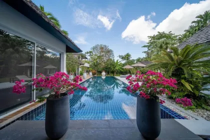 Spacious 4-Bedroom Villa with Pool in Layan