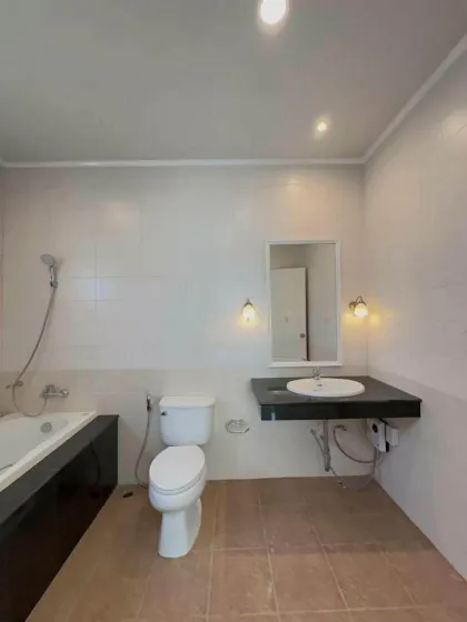 Дом в аренду в Poomsub Villa, Чоенг Тхале, Пхукет