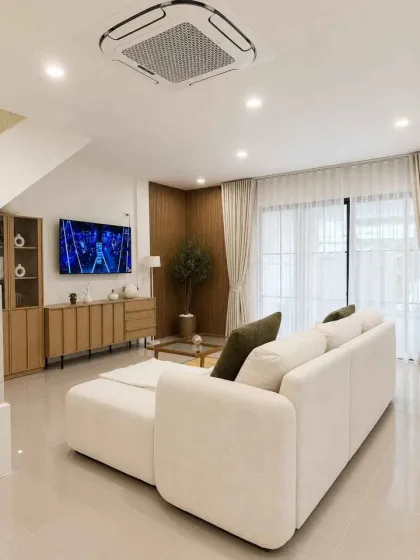 Современный таунхаус с 2 спальнями в аренду в Villa Phuket Kathu