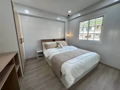 普吉岛塔朗区Ban Pon政府住房区2卧1卫公寓出租