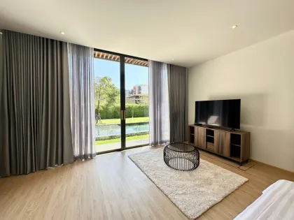 Роскошная вилла с 4 спальнями в аренду на Boat Avenue Residence, Банг Тао