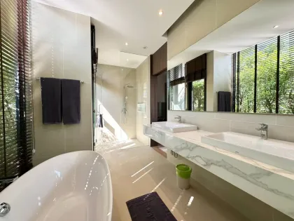 Роскошная вилла с 4 спальнями в аренду на Boat Avenue Residence, Банг Тао