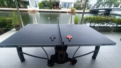 翻新4卧室滨水联排别墅出租