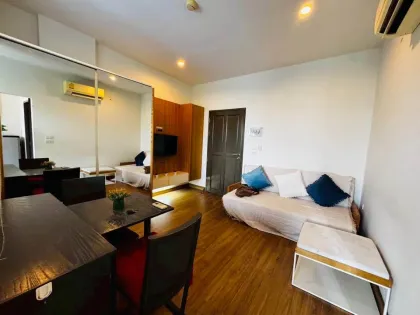 1-комнатная квартира в аренду в Hill Myna Condo, Черг Талай