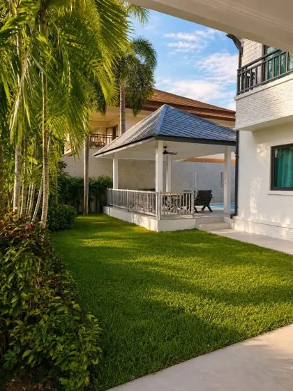 Роскошная вилла с бассейном в аренду в Permsup Villa, район Manik, Пхукет