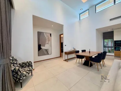 Privatpool-Villa mit 3 Schlafzimmern und 5 Bädern in Bang Tao zu vermieten