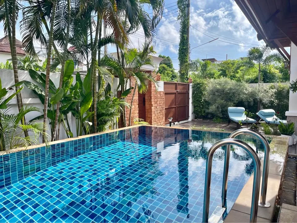 Balinese-Style Pool Villa with 2 Beds in Rawai