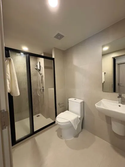 2-Zimmer-Apartment mit Poolblick im The Origin Kathu-Patong