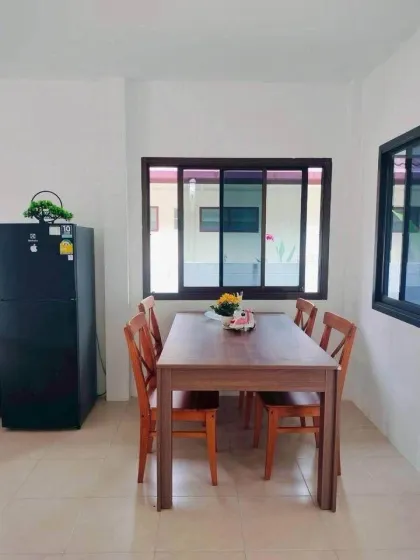 3 Schlafzimmer, 2 Badezimmer Einfamilienhaus zur Miete in Mueang Mai, Thalang