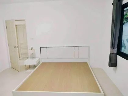 3 Schlafzimmer, 2 Badezimmer Einfamilienhaus zur Miete in Mueang Mai, Thalang