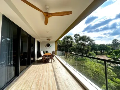 2 спальни, 2 ванные: квартира в аренду у Laguna Beach Side