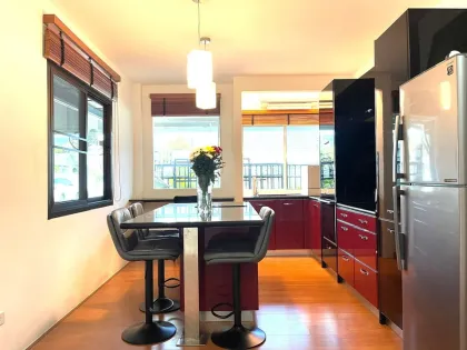 Просторная вилла с 3 спальнями в аренду в Land & House Chalong