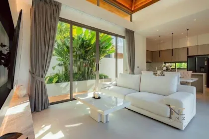 Moderne 3-Schlafzimmer Poolvilla zur Miete in der Nähe des Rawai Strandes