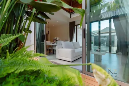 Moderne 3-Schlafzimmer Poolvilla zur Miete in der Nähe des Rawai Strandes