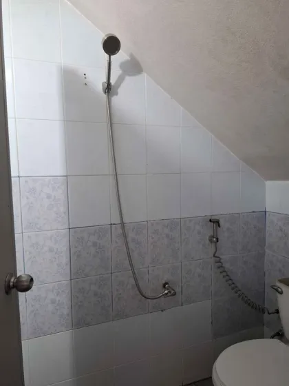 Таунхаус с 2 спальнями и 1,5 ванными в аренду в Вичит, Пхукет Таун
