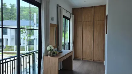 Villa de 4 habitaciones con piscina de agua salada en renta en Setthasiri Koh Kaew