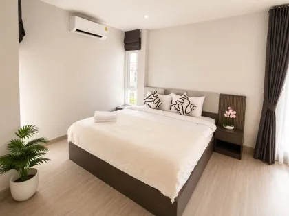 Двухквартирный дом с 4 спальнями рядом с British International School Phuket