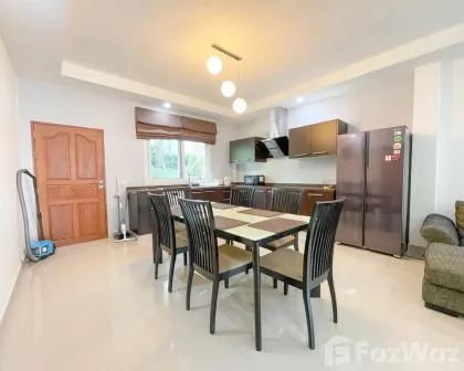 Villa Privada con Piscina y 3 Dormitorios en Rawai