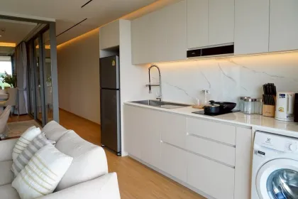 Апартаменты с 1 спальней и видом на озеро в аренду в The Aqua Condo, Чернг Талай