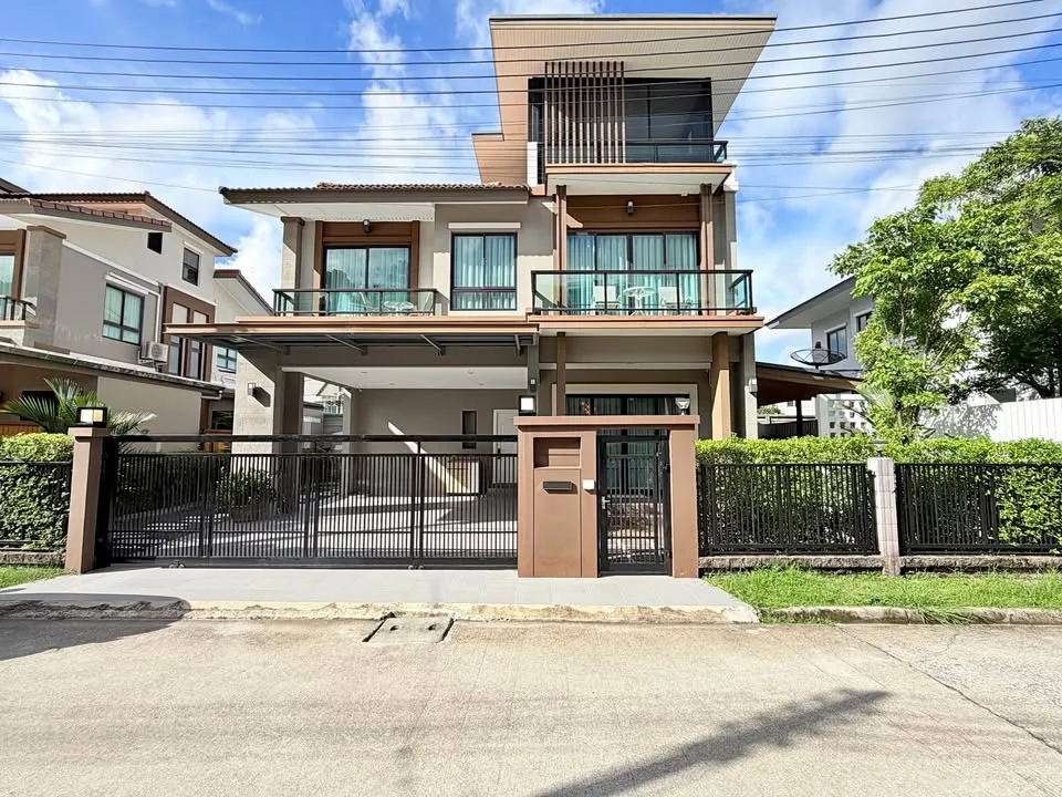 Современный роскошный дом с крышей в The Palm Kathu–Patong