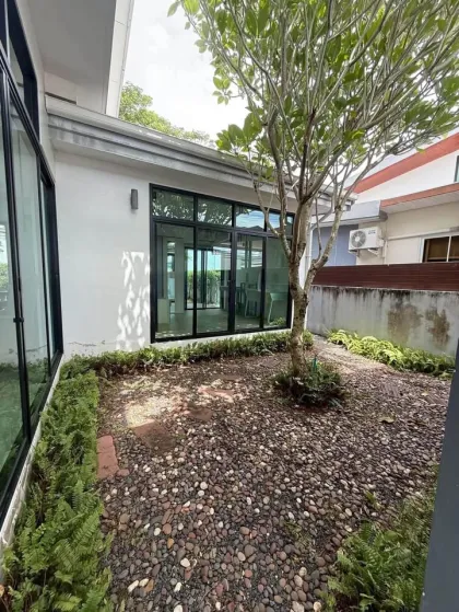 Charming 3-Bedroom Detached House for Rent in Grand Boat Plaza, Patong