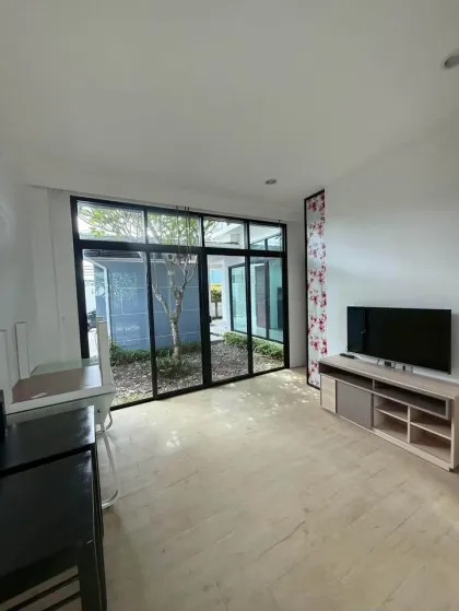 Charming 3-Bedroom Detached House for Rent in Grand Boat Plaza, Patong