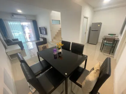 3 Schlafzimmer, 2 Badezimmer Villa zur Miete in Pruksa Ville, Nai Yang