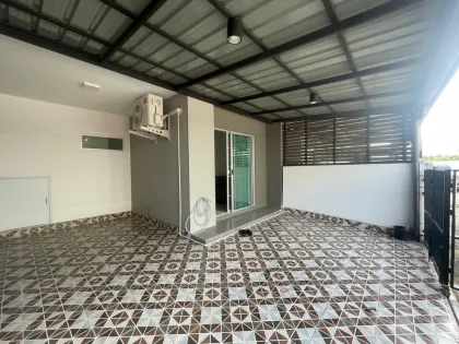 3 Schlafzimmer, 2 Badezimmer Villa zur Miete in Pruksa Ville, Nai Yang