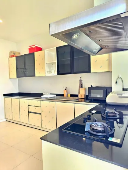 Вилла с 3 спальнями и 5 ванными у бассейна в аренду в Casa Signature, Пхукет