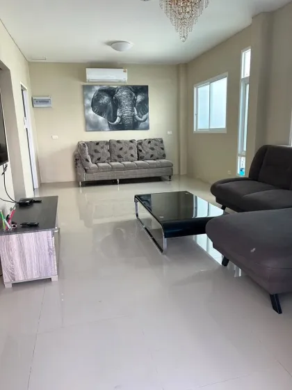 Аренда 3-спальной виллы в Chaofa Garden Home, Kathu, Пхукет