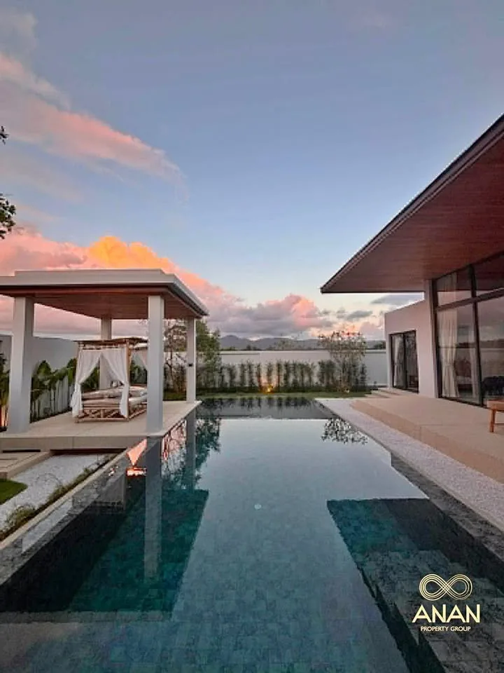 Brand New 3-Bedroom Balinese Pool Villa Near UWC Thailand