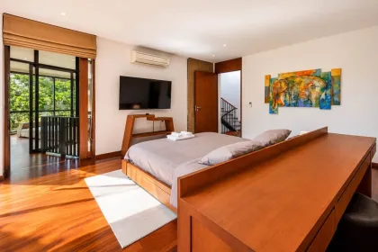 Роскошная вилла с 4 спальнями и 5 ванными, бассейн, Green Mile Villa, Пхукет