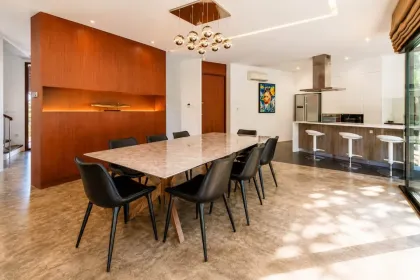 Роскошная вилла с 4 спальнями и 5 ванными, бассейн, Green Mile Villa, Пхукет