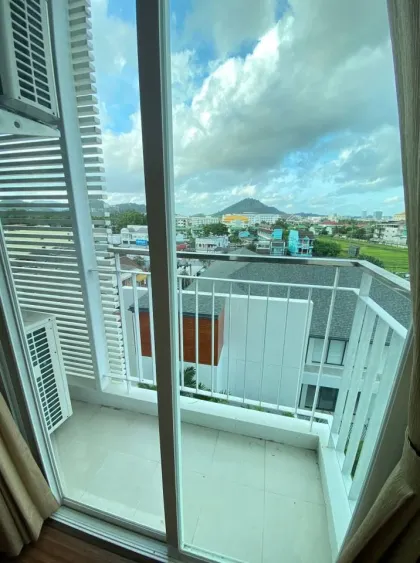 Appartement d'angle spacieux 2 chambres au The Light, Kamala
