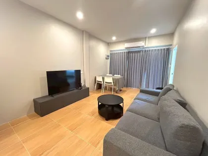 3 Schlafzimmer 2 Badezimmer Doppelhaushälfte zur Miete, Villa Chaofa 2, Thalang
