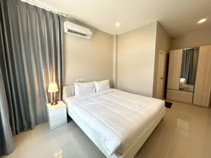 3 Schlafzimmer 2 Badezimmer Doppelhaushälfte zur Miete, Villa Chaofa 2, Thalang