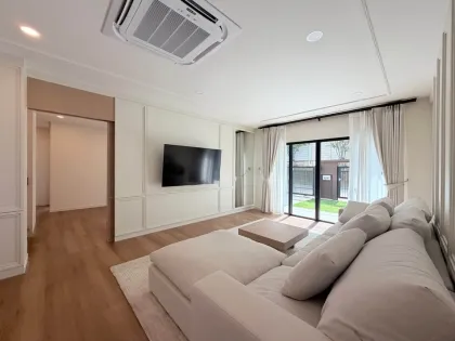 Moderne Luxusvilla mit 4 Schlafzimmern zur Miete in Kathu – Nähe Patong