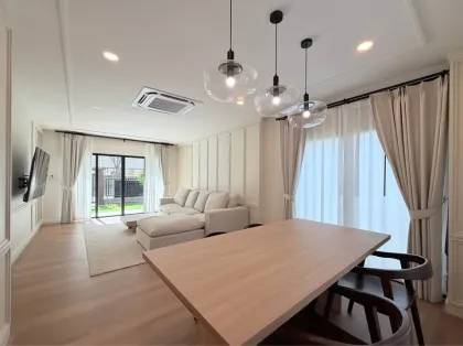 Moderne Luxusvilla mit 4 Schlafzimmern zur Miete in Kathu – Nähe Patong
