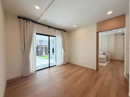 Moderne Luxusvilla mit 4 Schlafzimmern zur Miete in Kathu – Nähe Patong