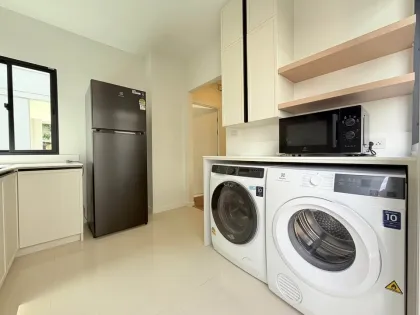 Moderne Luxusvilla mit 4 Schlafzimmern zur Miete in Kathu – Nähe Patong